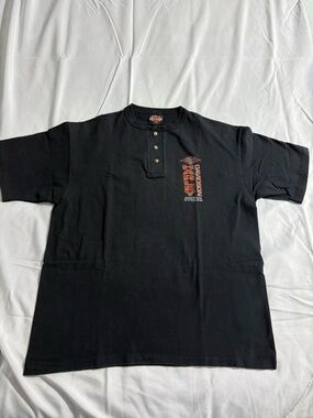Vintage single stitch Harley-Davidson Black Short-Sleeve  with Orange Logo
